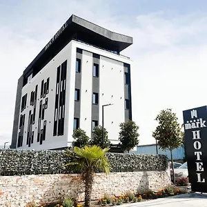 Mark Hotel Tirana Bërxull